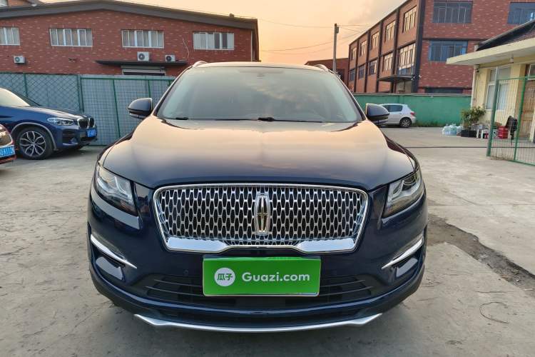 Used Lincoln MKC 2019 2.0T Two-Wheel Drive Zunya Version China VI Standard Exterior 1