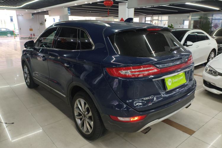 Used Lincoln MKC 2019 2.0T Two-Wheel-Drive Zunya Version China V Emission Standard Exterior 2