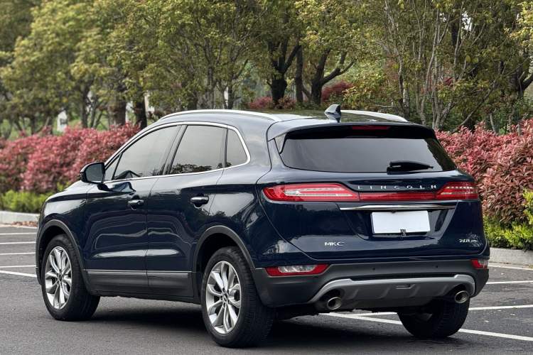 Used Lincoln MKC 2019 2.0T Four-Wheel Drive Luxury Edition China VI Standard Exterior 3