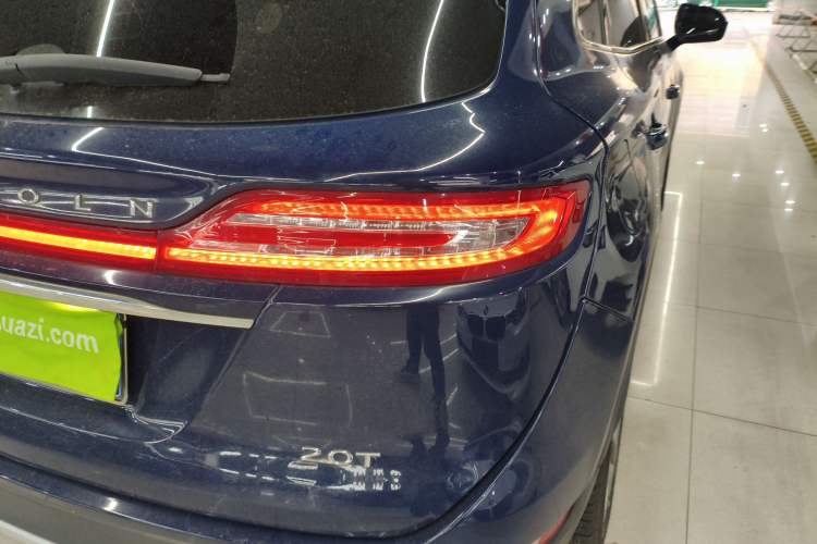 Used Lincoln MKC 2019 2.0T Two-Wheel-Drive Zunya Version China V Emission Standard Exterior 3