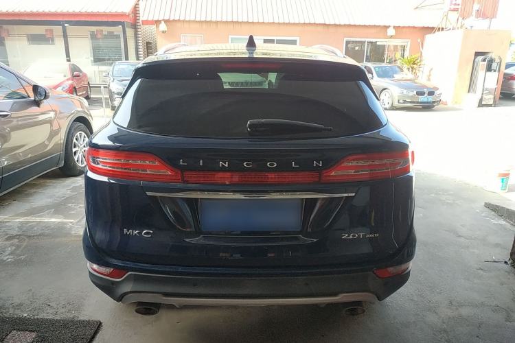 Used Lincoln MKC 2019 2.0T Four-Wheel Drive Luxury Edition China VI Standard Exterior 4