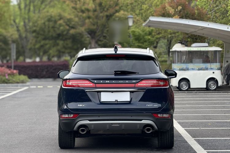 Used Lincoln MKC 2019 2.0T Four-Wheel Drive Luxury Edition China VI Standard Exterior 4
