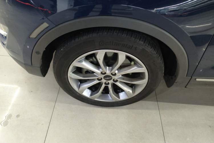 Used Lincoln MKC 2019 2.0T Two-Wheel-Drive Zunya Version China V Emission Standard Exterior 4