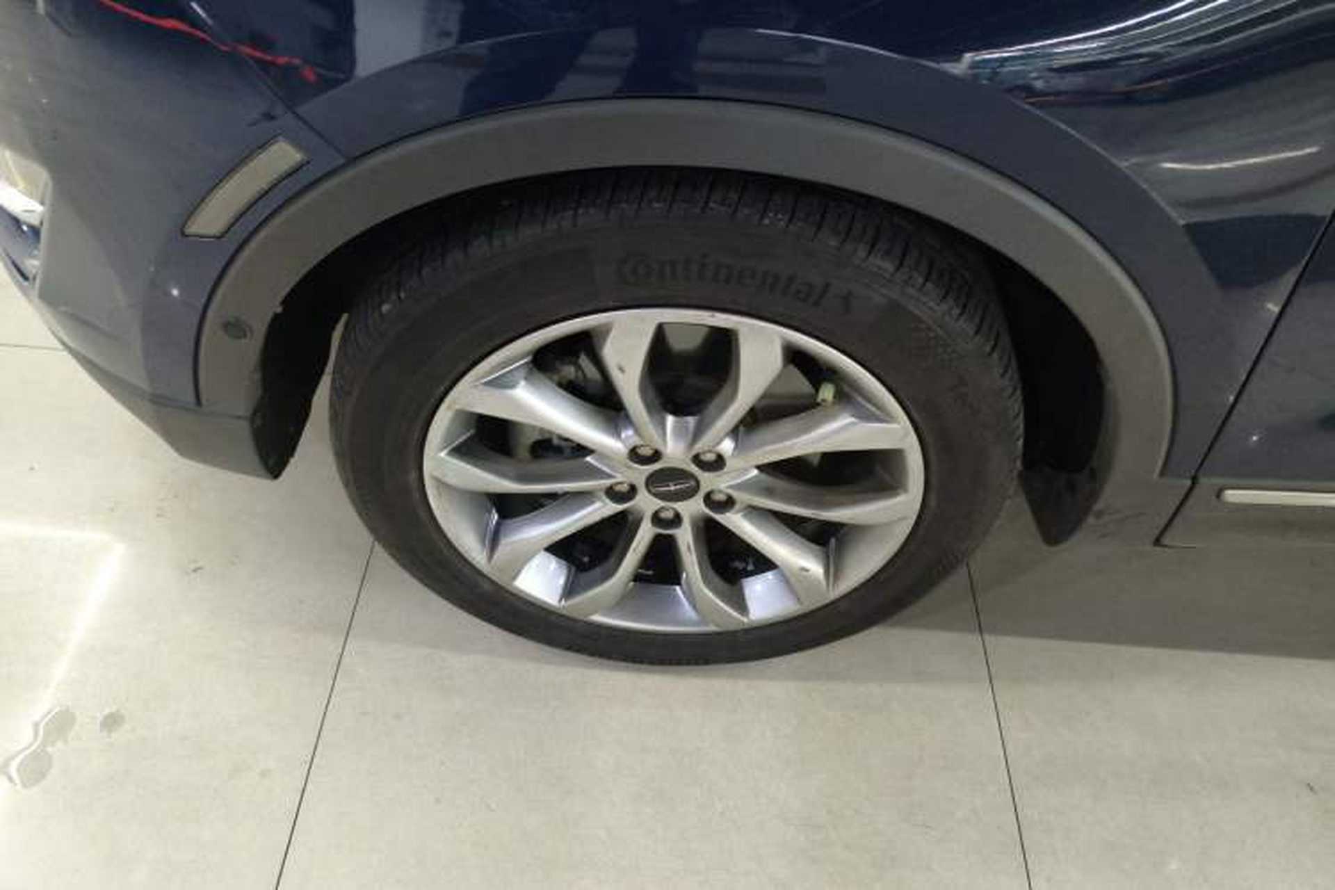 Used Lincoln MKC 2019 2.0T Two-Wheel-Drive Zunya Version China V Emission Standard Exterior 4
