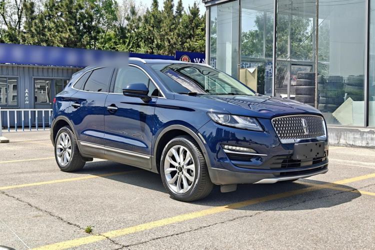 Used Lincoln MKC 2019 2.0T Four-Wheel Drive Luxury Edition China VI Standard Front Right 45 Deg