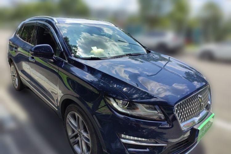 Used Lincoln MKC 2019 2.0T Four-Wheel Drive Prestige Version China V Standard Front Right 45 Deg