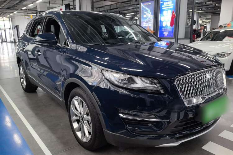 Used Lincoln MKC 2019 2.0T Two-Wheel Drive Zunya Version China VI Standard Front Right 45 Deg