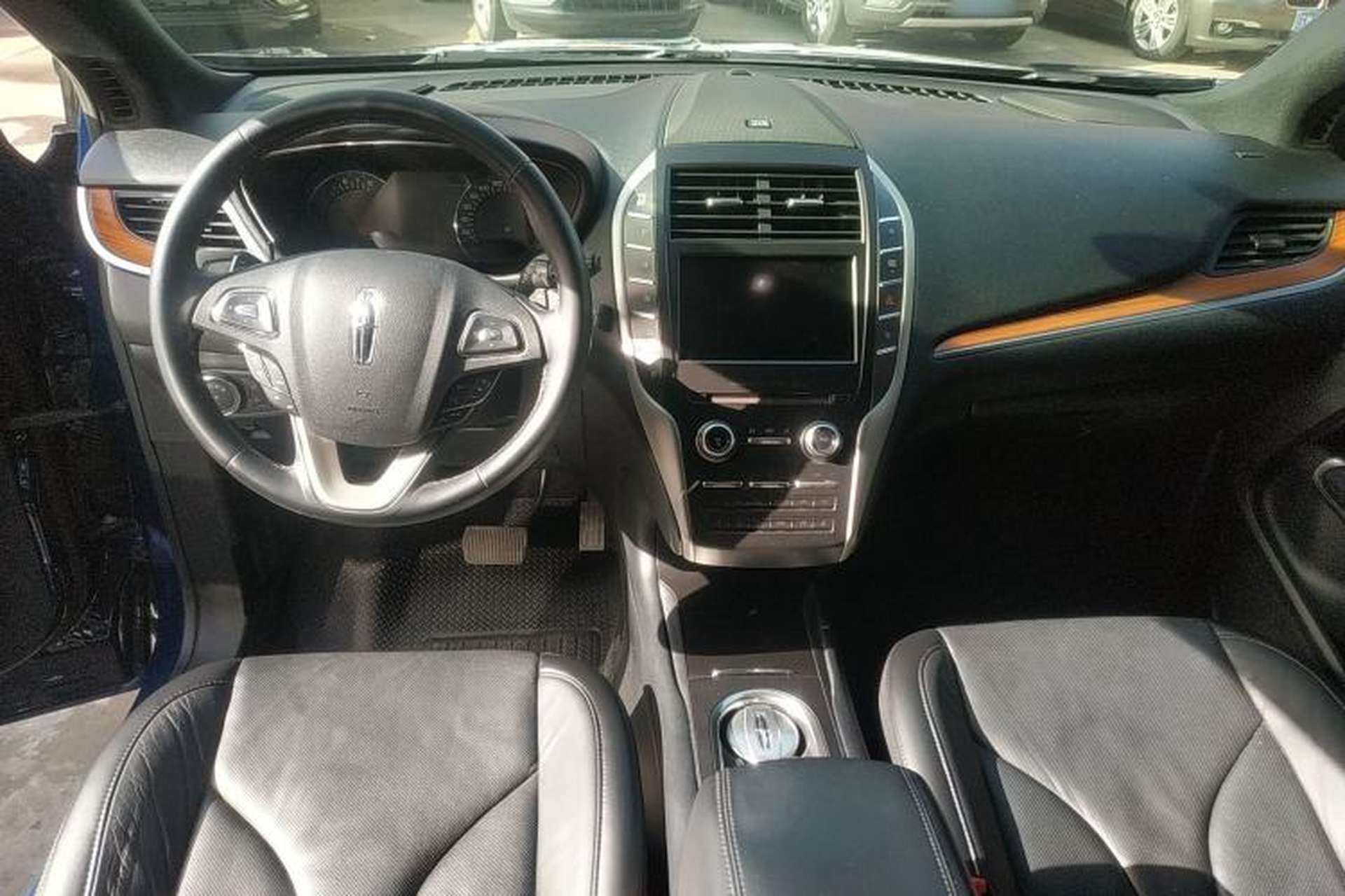 Used Lincoln MKC 2019 2.0T Four-Wheel Drive Luxury Edition China VI Standard Interior 2