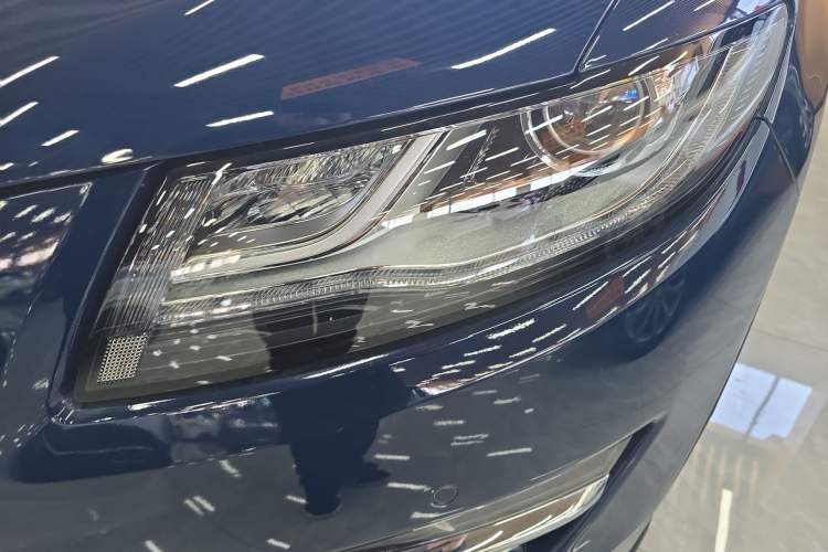 Used Lincoln MKC 2019 2.0T Two-Wheel Drive Zunya Version China VI Standard Left Front Headlight