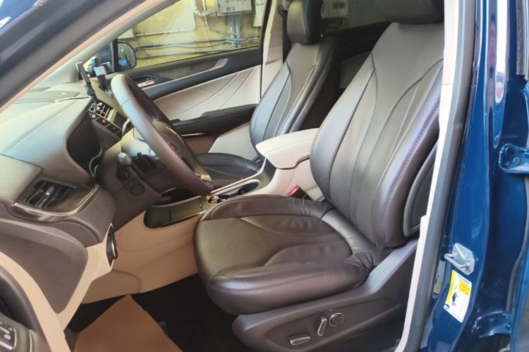 Used Lincoln MKC 2019 2.0T Two-Wheel Drive Zunya Version China VI Standard Left Front Seat