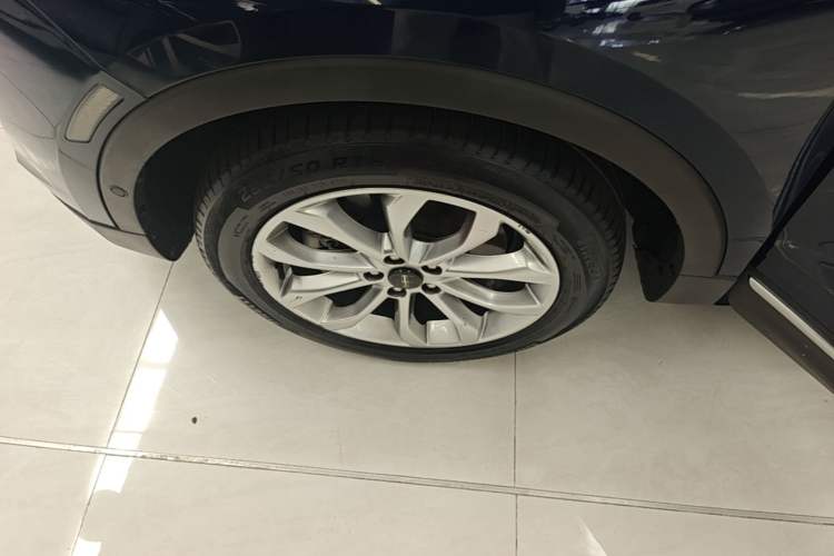 Used Lincoln MKC 2019 2.0T Four-Wheel Drive Luxury Edition China VI Standard Left Front Wheel Hub