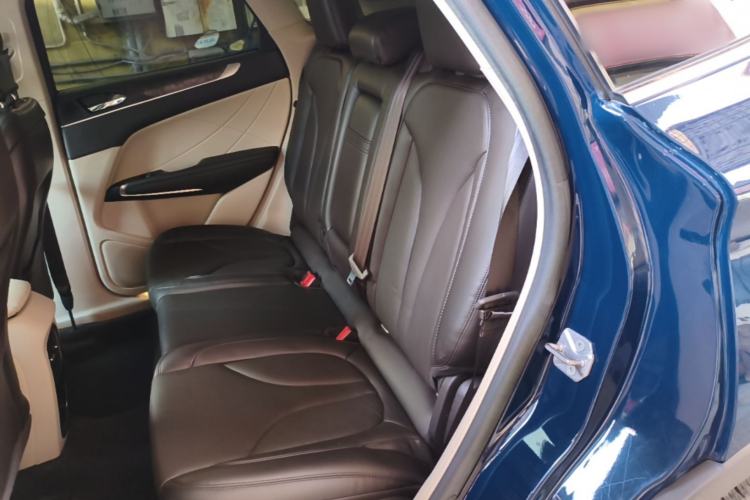 Used Lincoln MKC 2019 2.0T Two-Wheel Drive Zunya Version China VI Standard Left Rear Seat