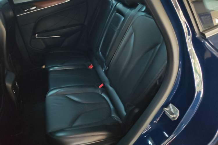 Used Lincoln MKC 2019 2.0T Two-Wheel Drive Zunya Version China VI Standard Left Rear Seat