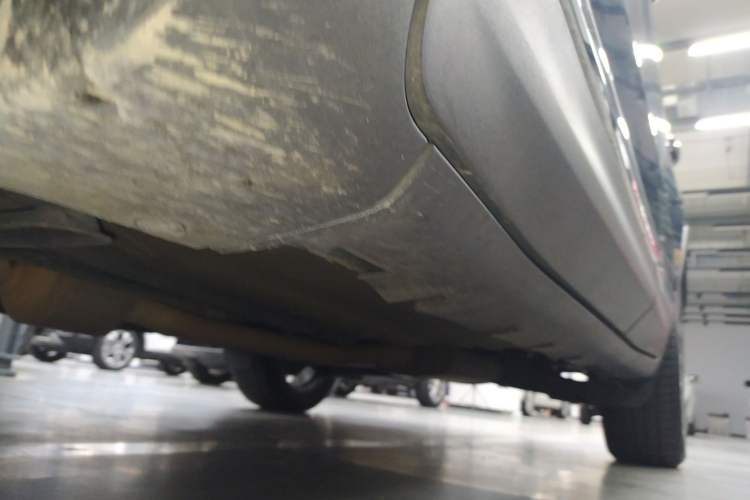 Used Lincoln MKC 2019 2.0T Two-Wheel Drive Zunya Version China VI Standard Left Side Sill