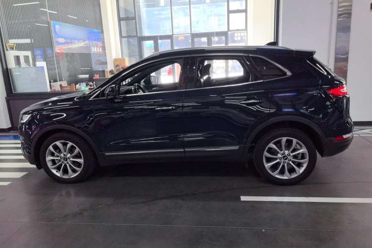Used Lincoln MKC 2019 2.0T Two-Wheel Drive Zunya Version China VI Standard Left Side