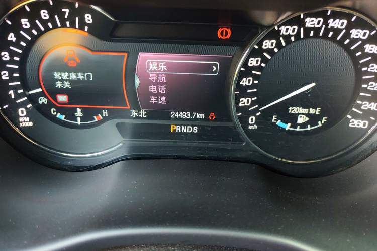 Used Lincoln MKC 2019 2.0T Four-Wheel Drive Luxury Edition China VI Standard Odometer Close Up