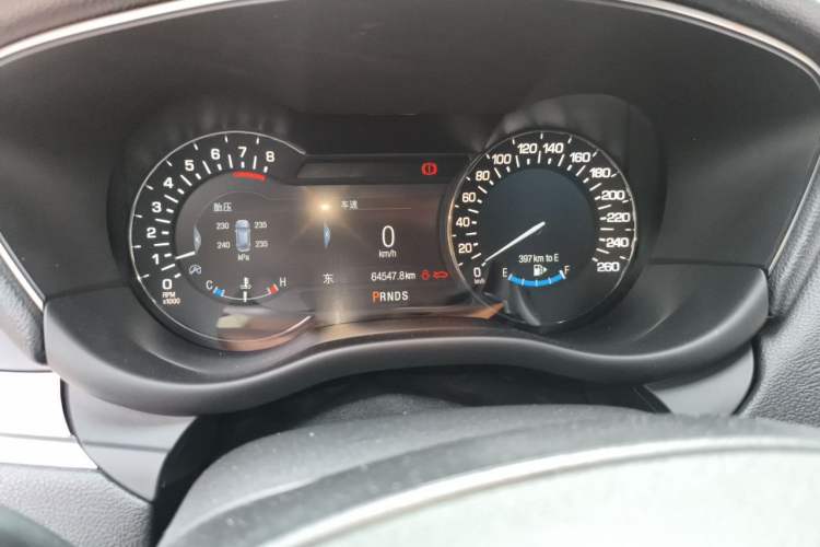 Used Lincoln MKC 2019 2.0T Two-Wheel Drive Zunya Version China VI Standard Odometer Close Up