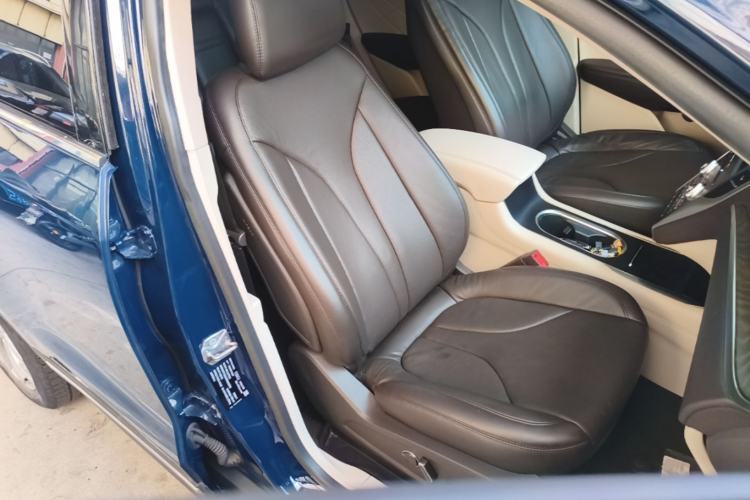 Used Lincoln MKC 2019 2.0T Two-Wheel Drive Zunya Version China VI Standard Right Front Seat