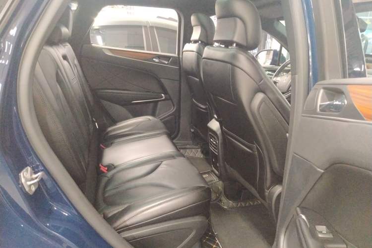 Used Lincoln MKC 2019 2.0T Two-Wheel Drive Zunya Version China VI Standard Right Rear Seat