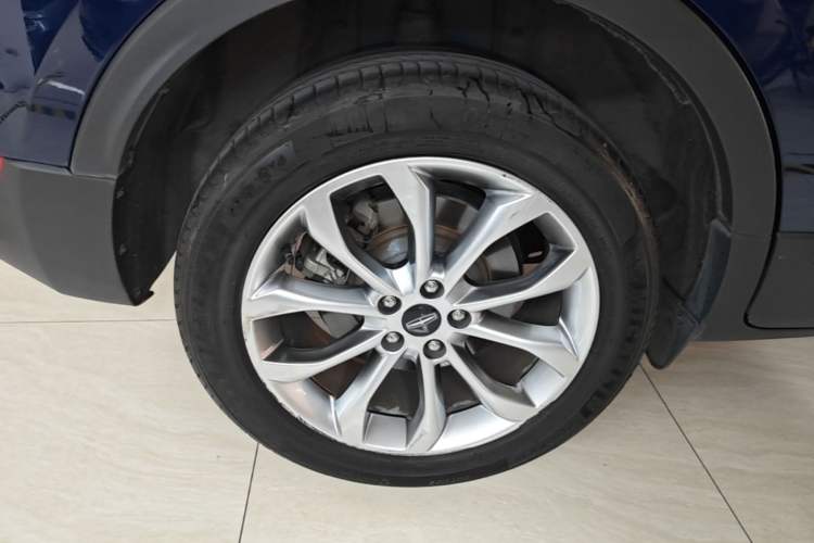 Used Lincoln MKC 2019 2.0T Two-Wheel Drive Zunya Version China VI Standard Right Rear Wheel Hub