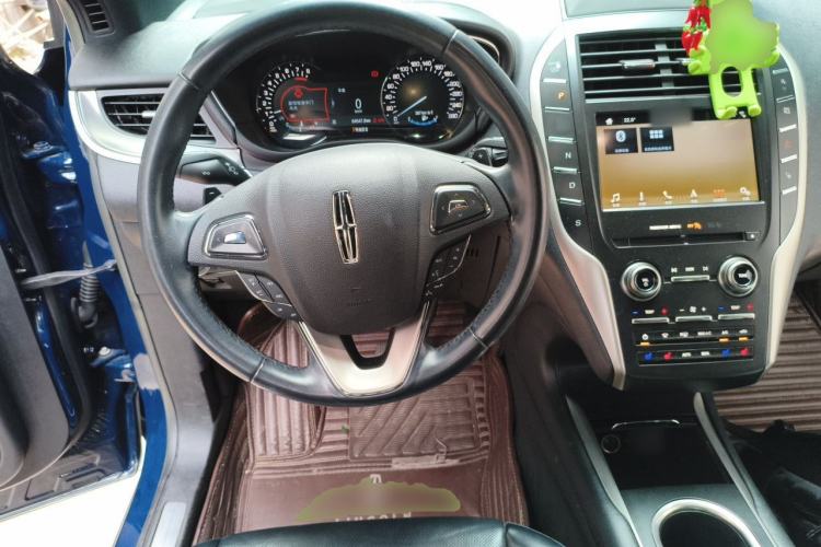 Used Lincoln MKC 2019 2.0T Two-Wheel Drive Zunya Version China VI Standard Steering Wheel