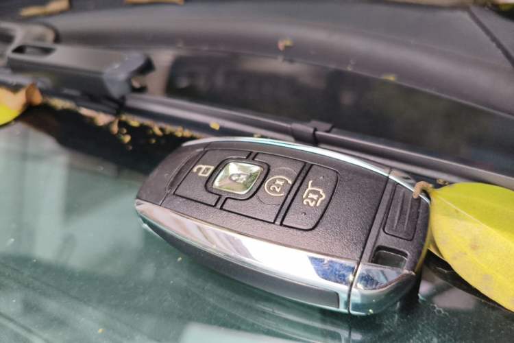 Used Lincoln MKC 2019 2.0T Two-Wheel Drive Zunya Version China VI Standard Vehicle Key