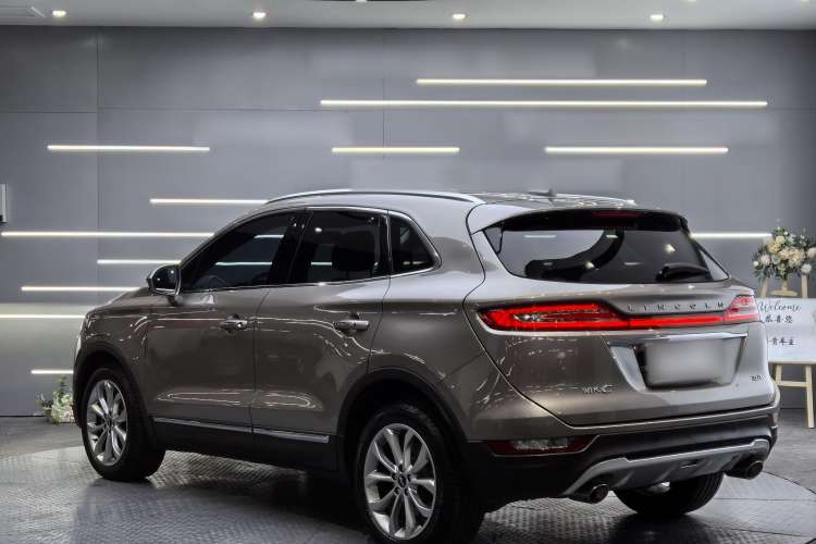 Used Lincoln MKC 2019 2.0T Two-Wheel Drive Zunya Version China VI Standard Exterior 6