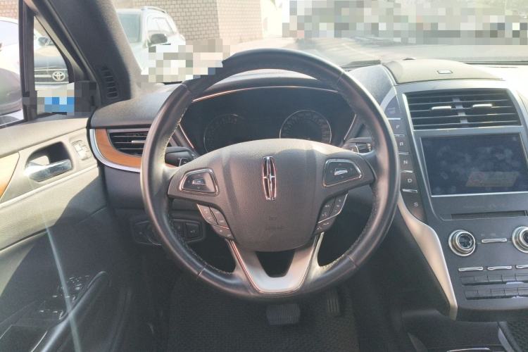 Used Lincoln MKC 2019 2.0T Two-Wheel Drive Zunya Version China VI Standard Steering Wheel