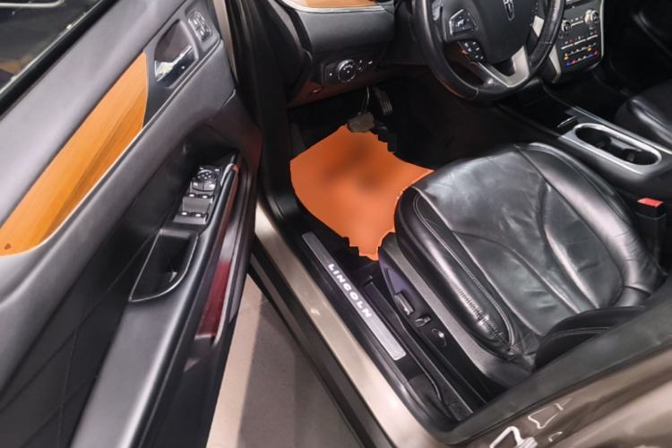 Used Lincoln MKC 2019 2.0T Two-Wheel-Drive Zunya Version China V Emission Standard Driver Seat