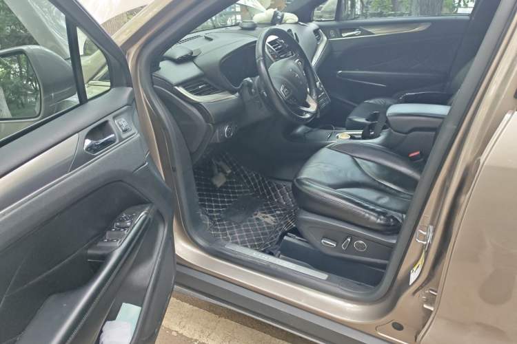 Used Lincoln MKC 2019 2.0T Two-Wheel Drive Luxury Edition China V Standard Driver Seat