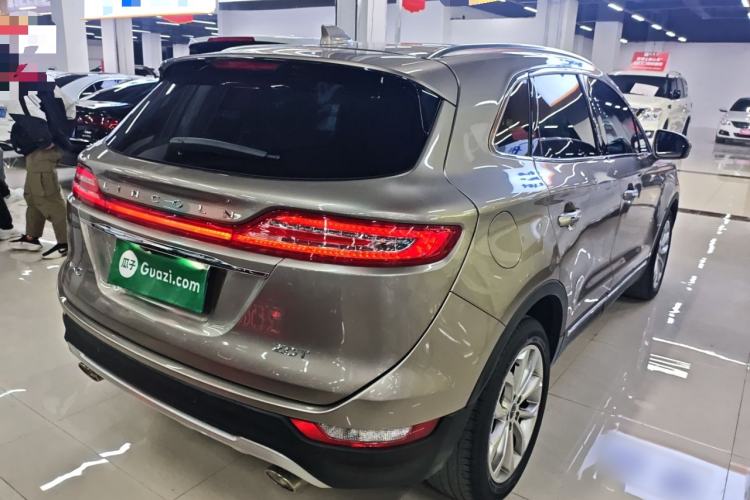 Used Lincoln MKC 2019 2.0T Two-Wheel Drive Zunya Version China VI Standard Exterior 5