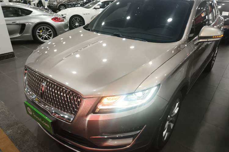 Used Lincoln MKC 2019 2.0T Two-Wheel-Drive Zunya Version China V Emission Standard Front