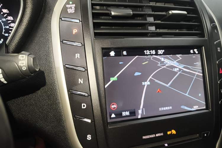 Used Lincoln MKC 2019 2.0T Two-Wheel-Drive Zunya Version China V Emission Standard Gear Lever