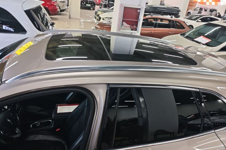 Used Lincoln MKC 2019 2.0T Two-Wheel Drive Zunya Version China VI Standard Roof