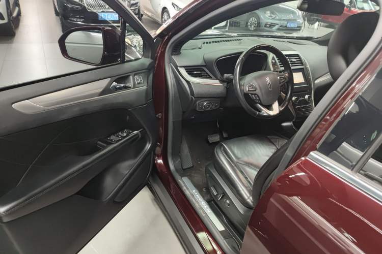 Used Lincoln MKC 2019 2.0T Two-Wheel Drive Luxury Edition China VI Standard Driver Seat