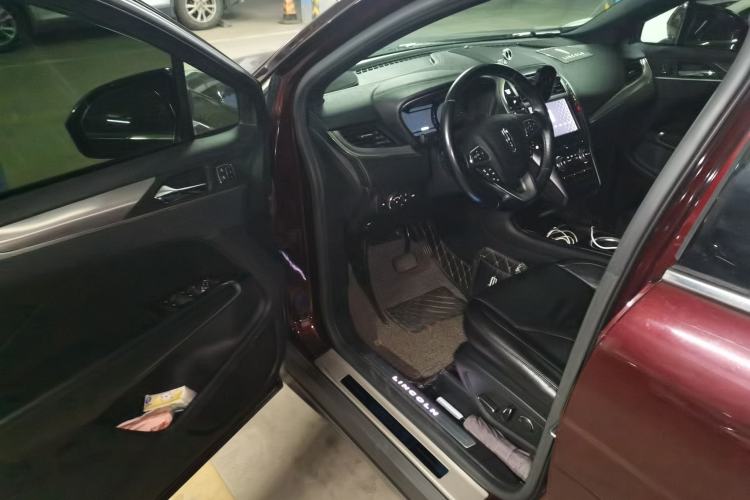 Used Lincoln MKC 2019 2.0T Two-Wheel Drive Luxury Edition China VI Standard Driver Seat