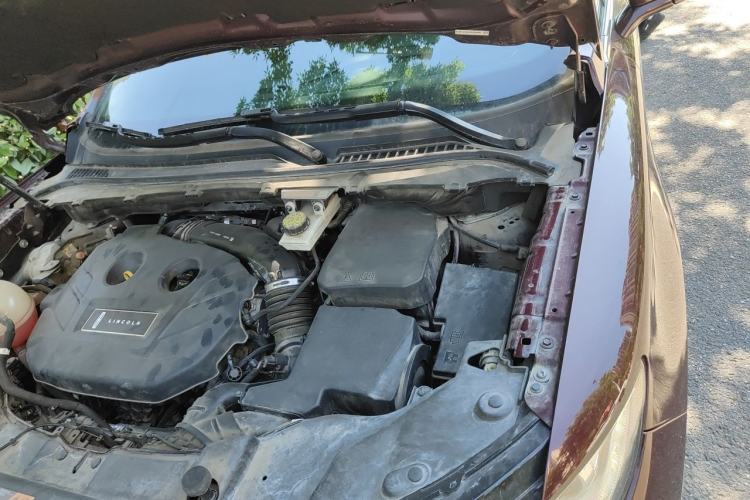 Used Lincoln MKC 2019 2.0T Two-Wheel Drive Luxury Edition China VI Standard Engine Bay Left