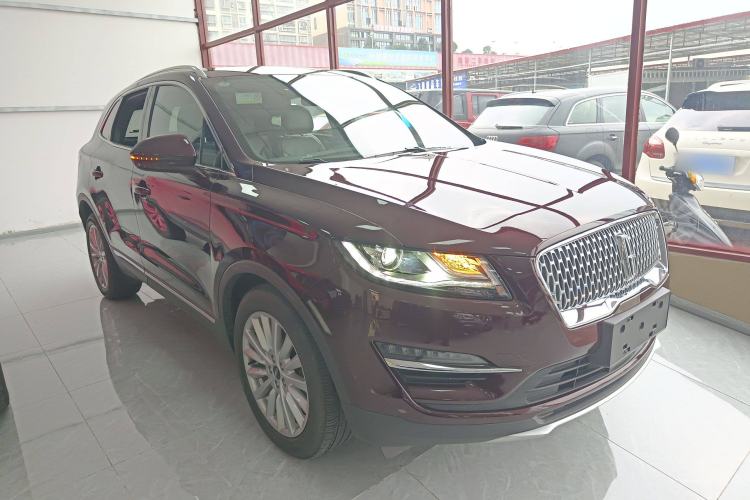 Used Lincoln MKC 2019 2.0T Two-Wheel Drive Luxury Edition China VI Standard Exterior 2