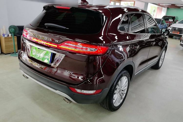 Used Lincoln MKC 2019 2.0T Two-Wheel Drive Luxury Edition China VI Standard Exterior 3