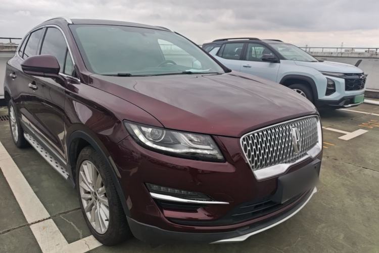 Used Lincoln MKC 2019 2.0T Two-Wheel Drive Luxury Edition China VI Standard Front Right 45 Deg