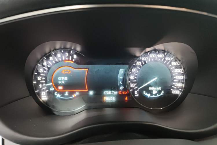 Used Lincoln MKC 2019 2.0T Two-Wheel Drive Luxury Edition China VI Standard Instrument Cluster