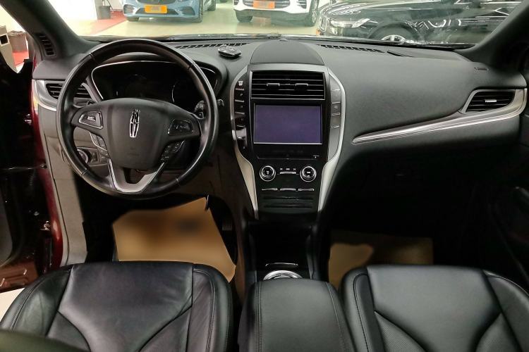 Used Lincoln MKC 2019 2.0T Two-Wheel Drive Luxury Edition China VI Standard Interior 3
