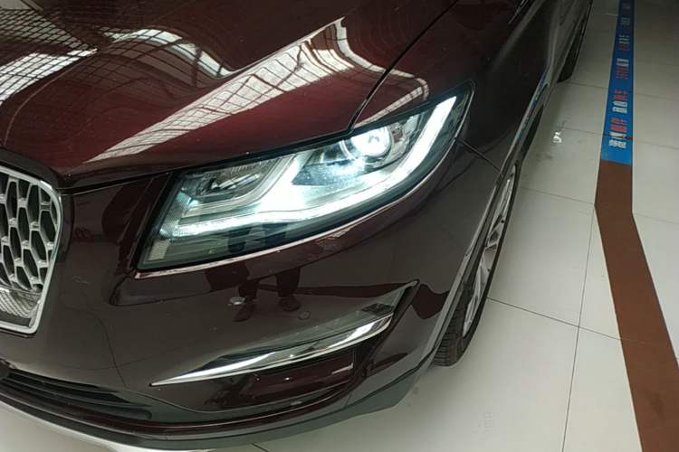 Used Lincoln MKC 2019 2.0T Two-Wheel Drive Zunya Version China VI Standard Left Front Headlight