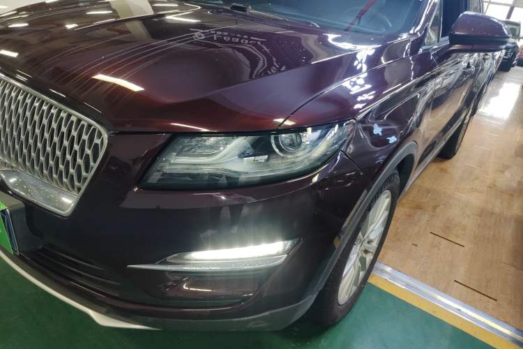 Used Lincoln MKC 2019 2.0T Two-Wheel Drive Luxury Edition China V Standard Left Front Headlight