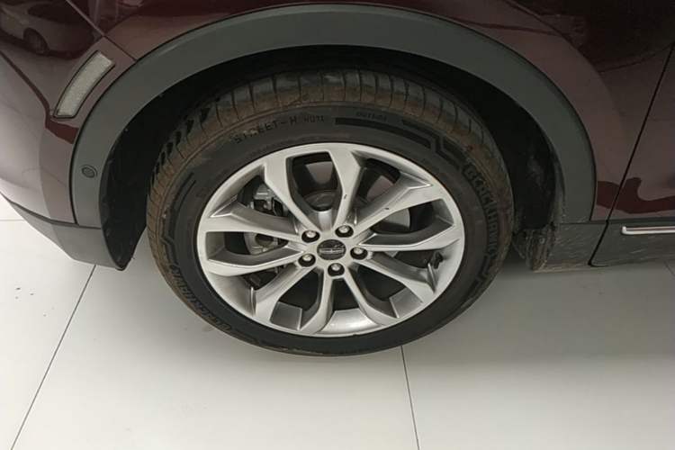 Used Lincoln MKC 2019 2.0T Two-Wheel Drive Zunya Version China VI Standard Left Front Wheel Hub