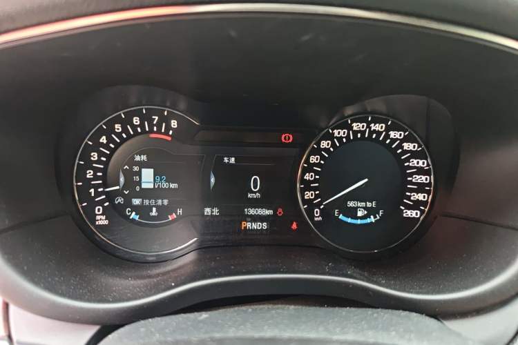 Used Lincoln MKC 2019 2.0T Two-Wheel-Drive Zunya Version China V Emission Standard Odometer Close Up