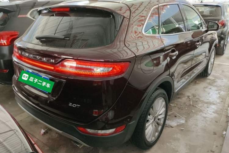 Used Lincoln MKC 2019 2.0T Two-Wheel Drive Luxury Edition China VI Standard Rear Right 45 Deg