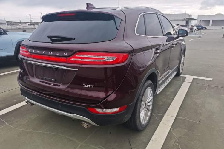 Used Lincoln MKC 2019 2.0T Two-Wheel Drive Luxury Edition China VI Standard Rear Right 45 Deg