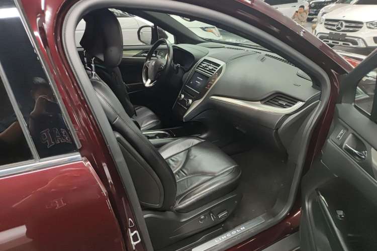 Used Lincoln MKC 2019 2.0T Two-Wheel Drive Luxury Edition China VI Standard Right Front Seat