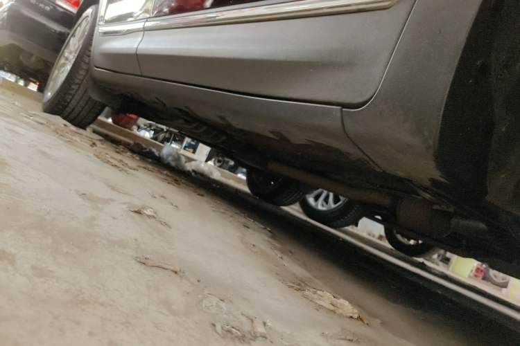 Used Lincoln MKC 2019 2.0T Two-Wheel Drive Luxury Edition China VI Standard Right Side Sill